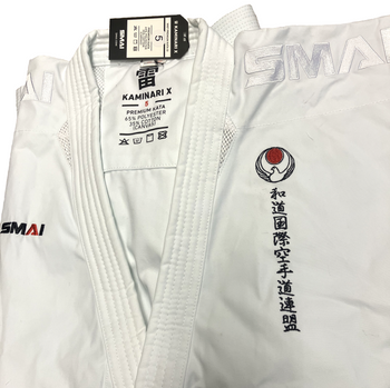 WIKF BRODERT INSTRUKTØR LOGO