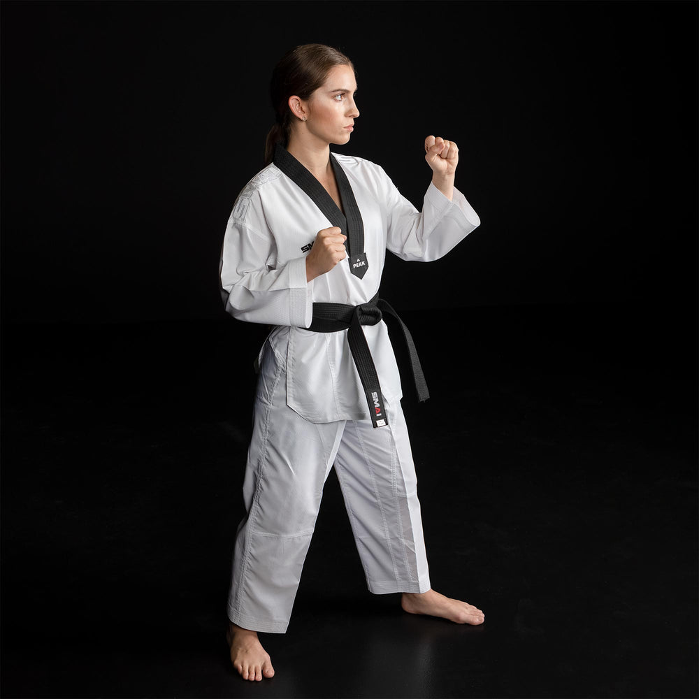 TAEKWONDO PEAK - 8oz KONKURRANSE DOBOK - SORT V