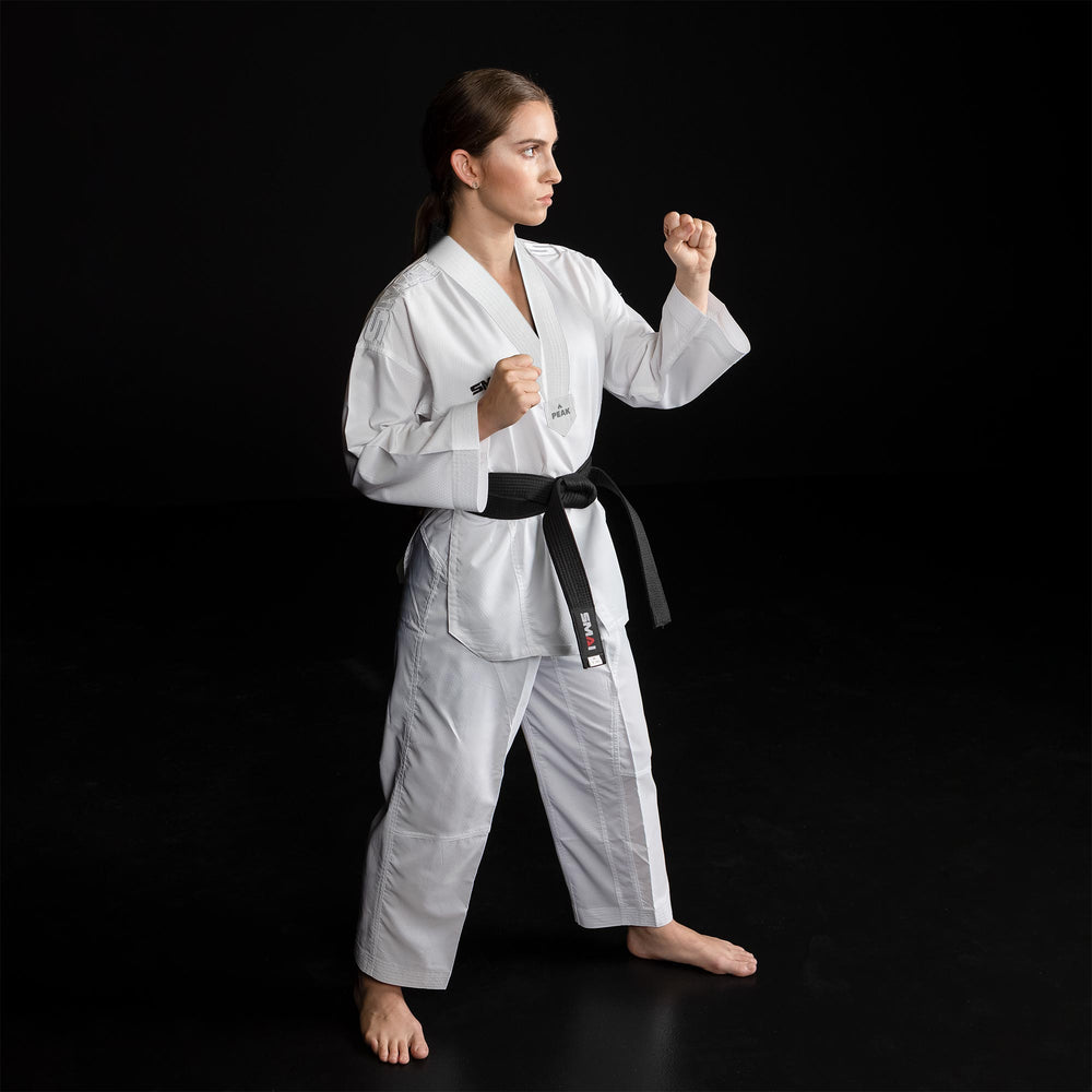 TAEKWONDO PEAK - 8oz KONKURRANSE DOBOK - HVIT V